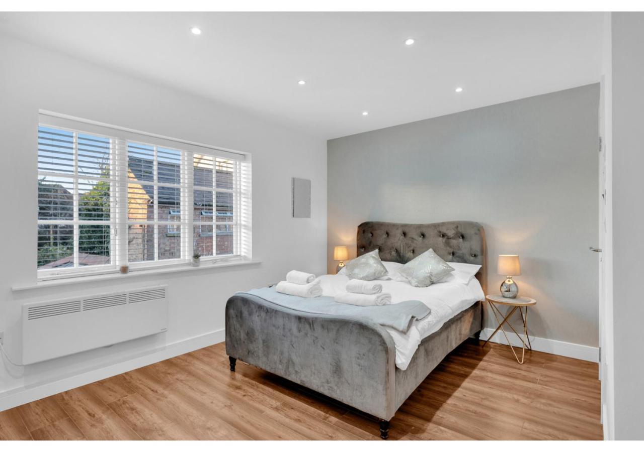 Classic 2Bd Flat In Chelmsford Bagian luar foto