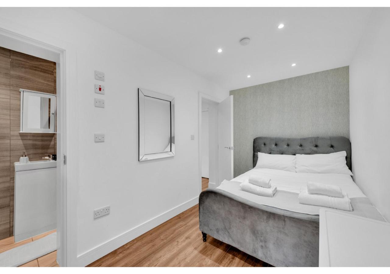Classic 2Bd Flat In Chelmsford Bagian luar foto