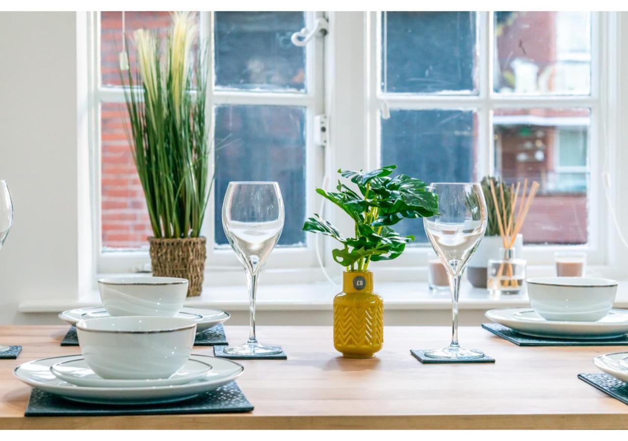 Classic 2Bd Flat In Chelmsford Bagian luar foto