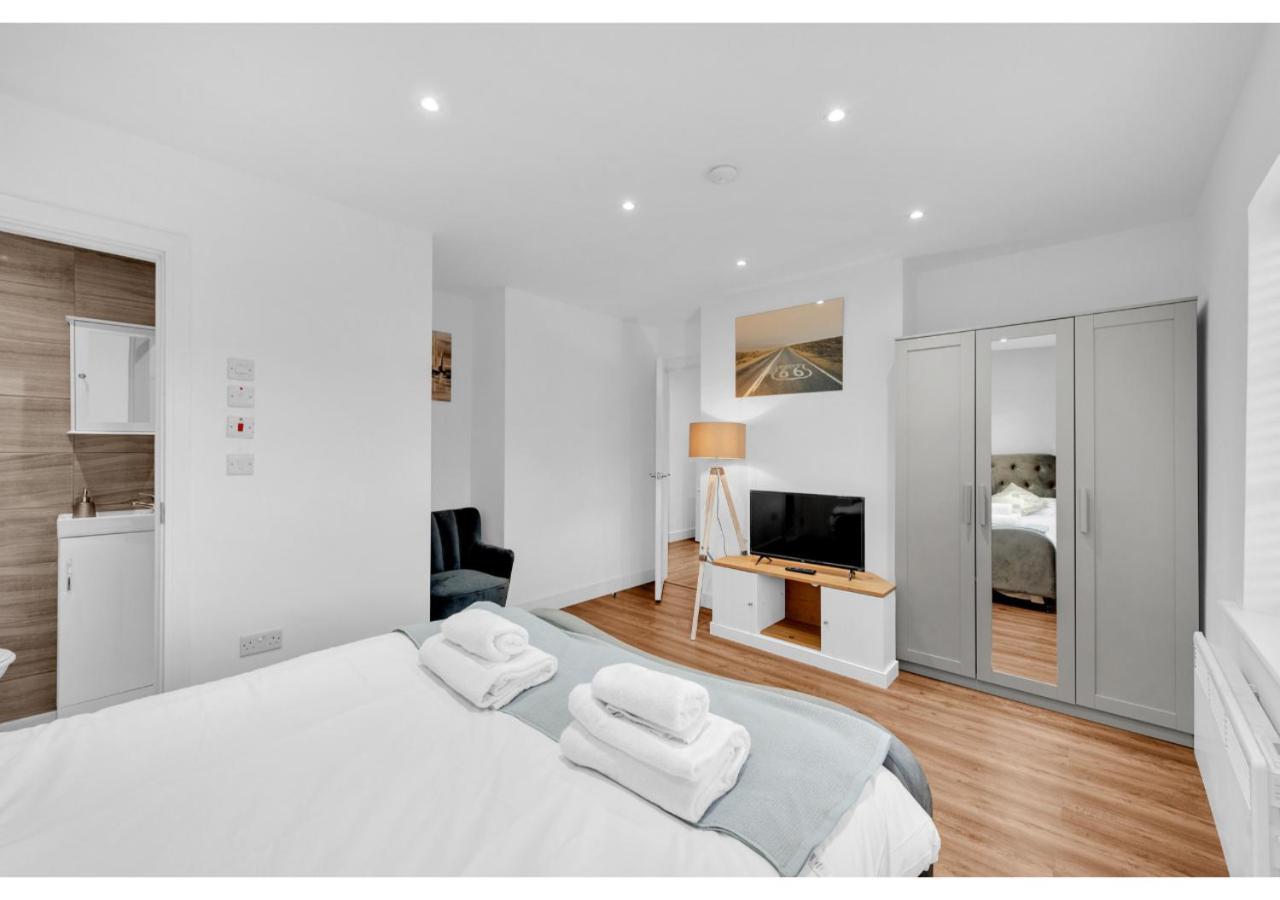 Classic 2Bd Flat In Chelmsford Bagian luar foto