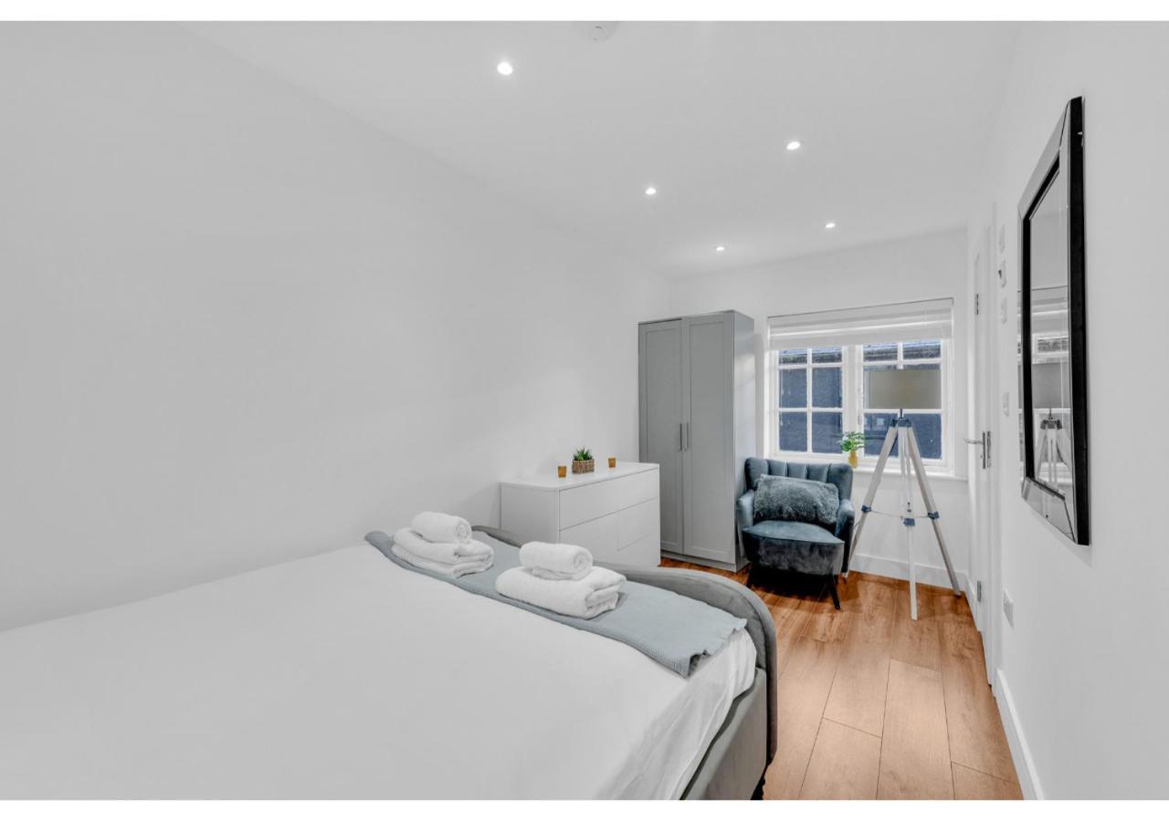 Classic 2Bd Flat In Chelmsford Bagian luar foto